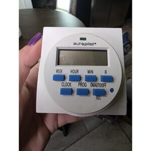 HYDROFARM TMO1715D Dual Outlet 7-Day Grounded Digital Programmable Timer - New